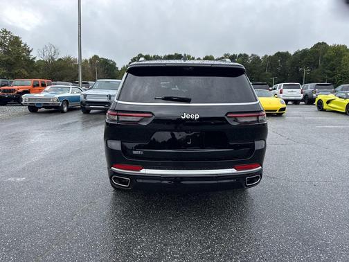 2023 Jeep Grand Cherokee L Summit