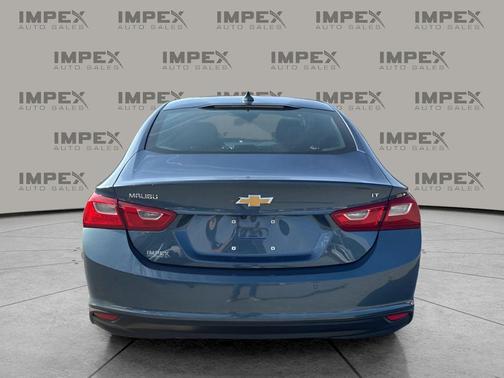 Lakeshore Blue Metallic 2025 Chevrolet Malibu FWD 1LT