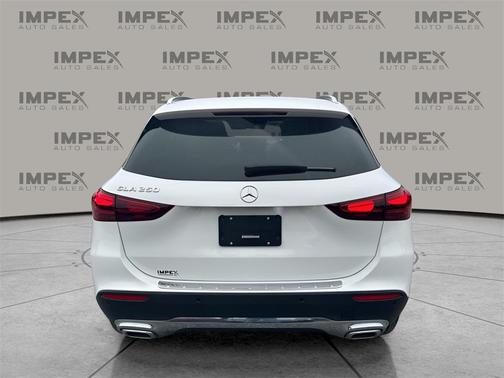 2025 Mercedes-Benz GLA 250 4MATIC