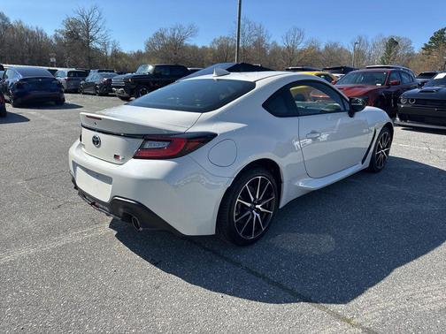 2025 Toyota GR86 Base