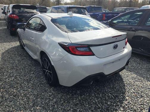 2025 Toyota GR86 Base