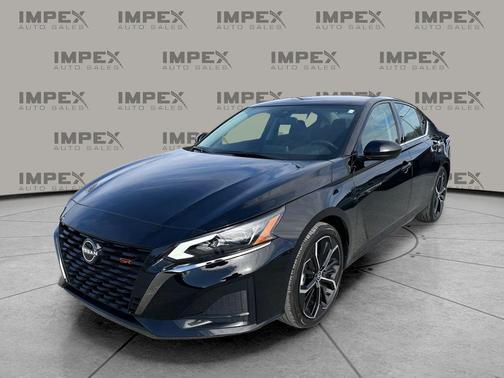 2025 Nissan Altima SR FWD