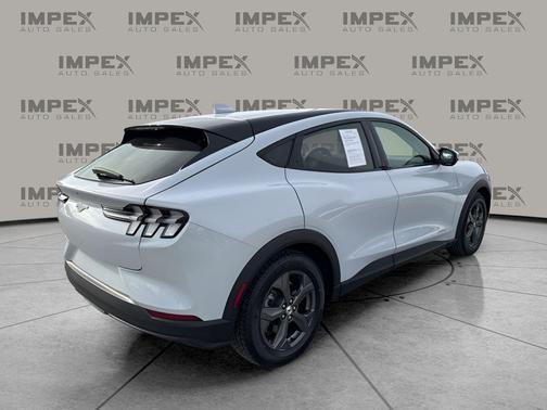 2022 Ford Mustang Mach-E Select