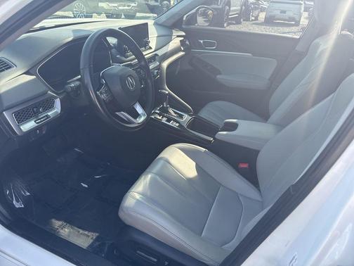 Platinum White Pearl 2024 Acura Integra Base