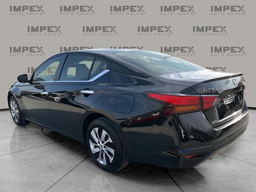 2024 Nissan Altima S FWD