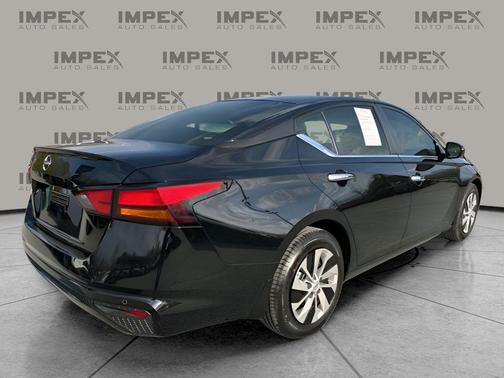 2024 Nissan Altima S FWD