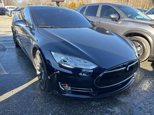 2015 Tesla Model S 