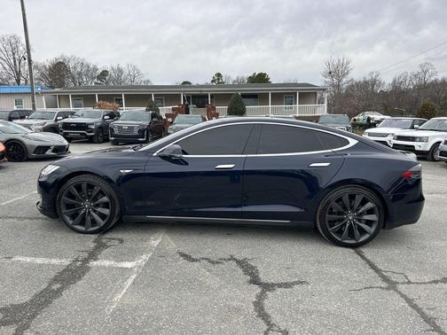 2015 Tesla Model S P90D