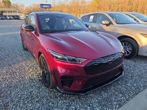 2025 Ford Mustang Mach-E GT