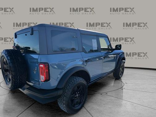 2022 Ford Bronco Black Diamond