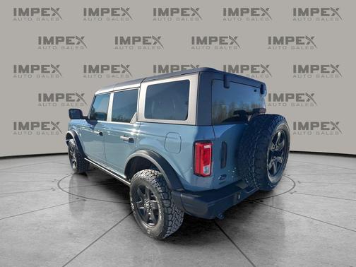 2022 Ford Bronco Black Diamond