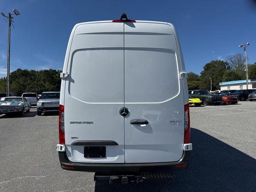 2025 Mercedes-Benz Sprinter 2500 High Roof