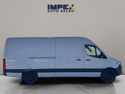 2025 Mercedes-Benz Sprinter 2500 High Roof