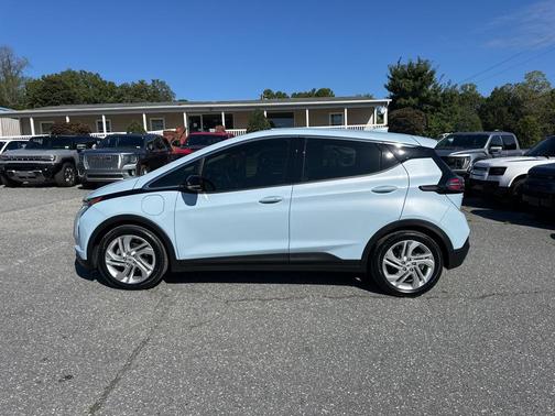 2023 Chevrolet Bolt EV FWD 1LT