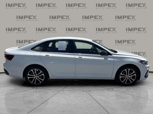 Pure White 2025 Volkswagen Jetta 1.5T Sport