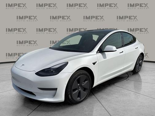 Pearl White Multi-Coat 2022 Tesla Model 3 Long Range