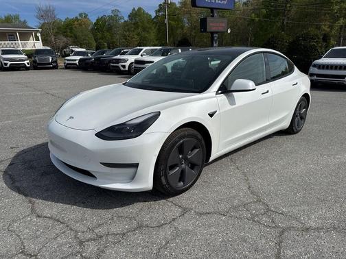 2022 Tesla Model 3 Long Range