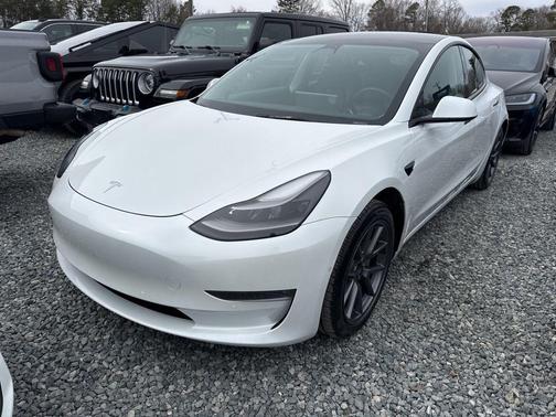 2022 Tesla Model 3 Long Range