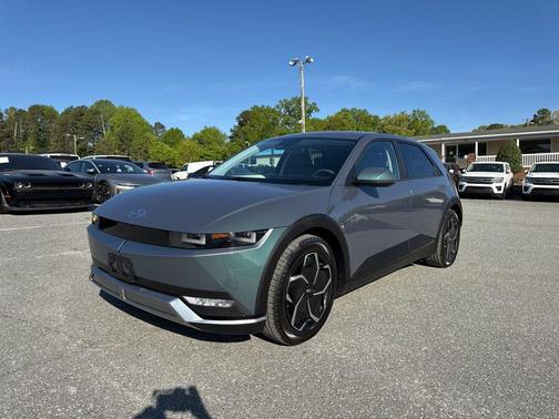 Digital Teal 2023 Hyundai IONIQ 5 SE