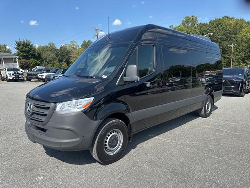 2025 Mercedes-Benz Sprinter 2500 High Roof