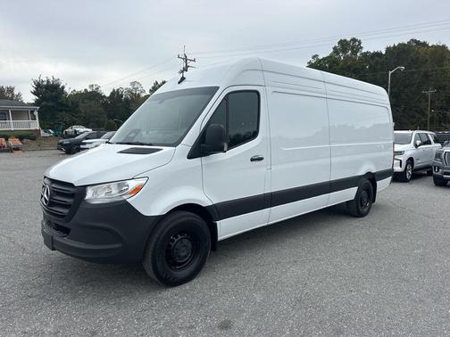 2025 Mercedes-Benz Sprinter 2500 High Roof
