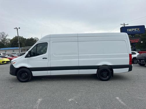 2025 Mercedes-Benz Sprinter 2500 High Roof