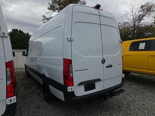 2025 Mercedes-Benz Sprinter 2500 High Roof
