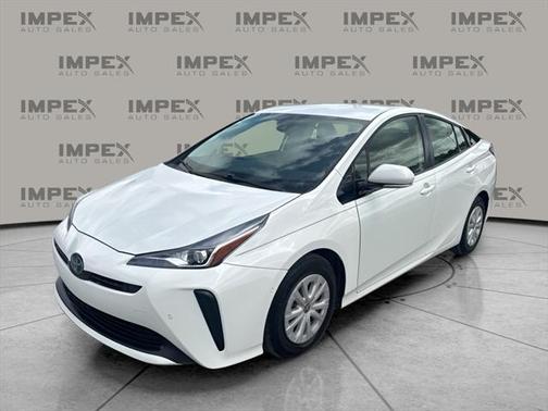 2020 Toyota Prius LE