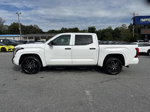 2024 Toyota Tundra SR