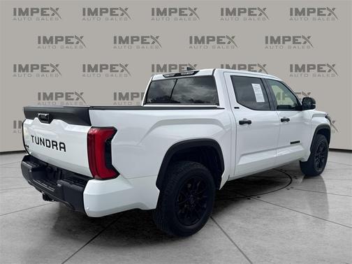 2022 Toyota Tundra SR5