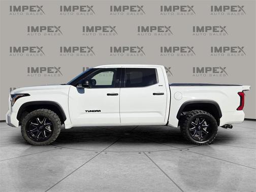 2022 Toyota Tundra SR5