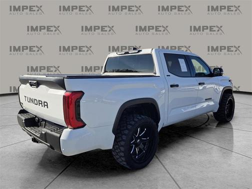 2022 Toyota Tundra SR5