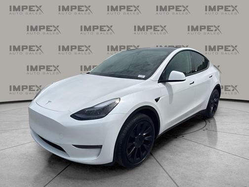 Pearl White Multi-Coat 2024 Tesla Model Y Long Range Dual Motor All-Wheel Drive