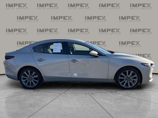 2025 Mazda Mazda3 FWD w/Preferred Package