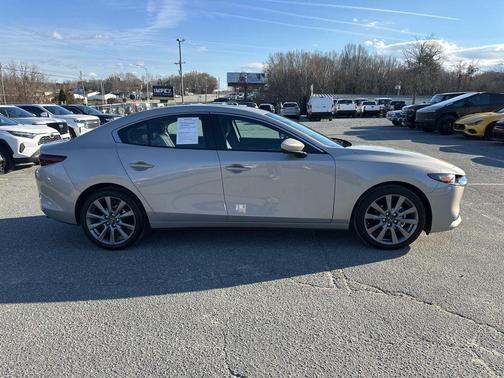 2025 Mazda Mazda3 FWD w/Preferred Package