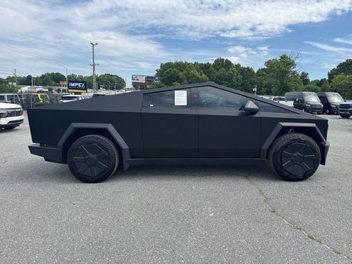 Stainless Steel 2024 Tesla Cybertruck Cyberbeast