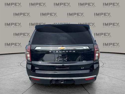 2021 Chevrolet Suburban LT