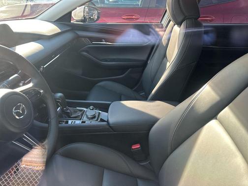 2024 Mazda Mazda3 FWD w/Preferred Package
