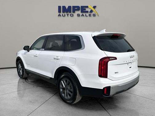 2023 Kia Telluride LX