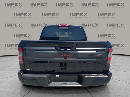 Super Black 2025 Nissan Frontier PRO-4X