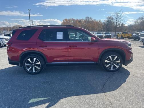 2023 Honda Pilot AWD Elite