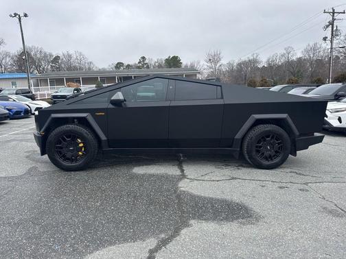 2024 Tesla Cybertruck All-Wheel Drive