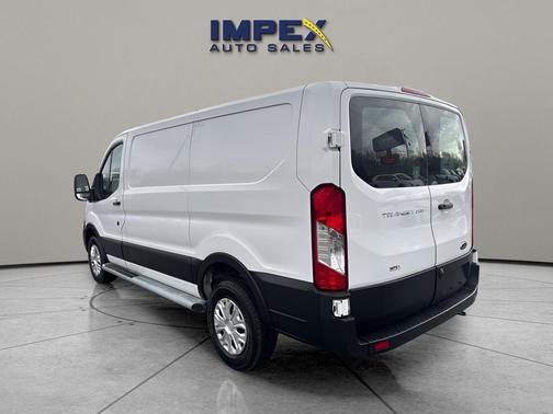 2024 Ford Transit-250 Base