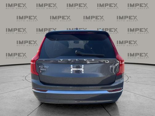 2024 Volvo XC90 B5 Core Bright Theme