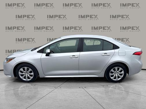 Classic Silver Metallic 2020 Toyota Corolla LE