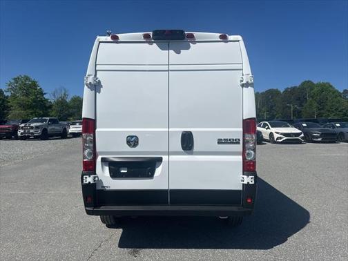 2024 RAM ProMaster 2500 Tradesman