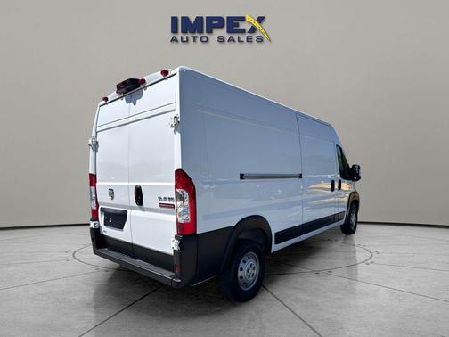 Bright White Clearcoat 2022 RAM ProMaster 2500 High Roof