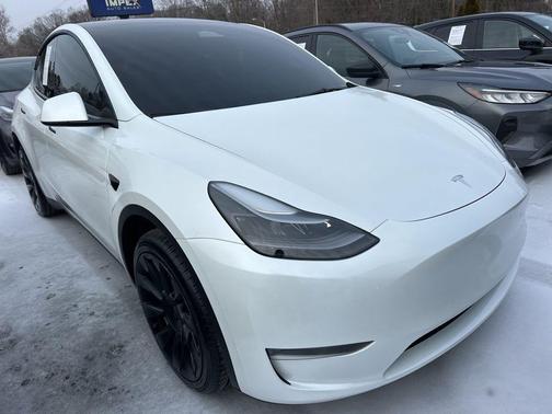 2023 Tesla Model Y Long Range Dual Motor All-Wheel Drive
