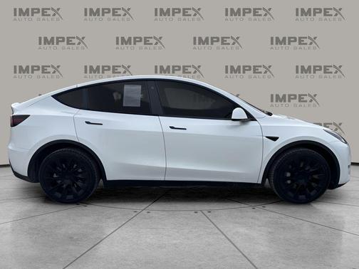 2023 Tesla Model Y Long Range Dual Motor All-Wheel Drive