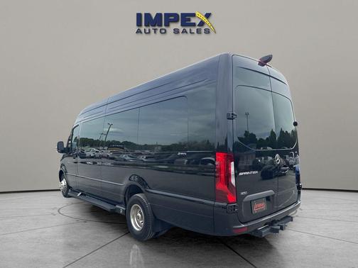 Obsidian Black Metallic 2024 Mercedes-Benz Sprinter 3500XD High Roof
